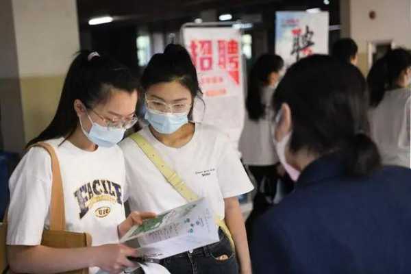 普工转行做什么好?年轻人要尝试多换工作吗